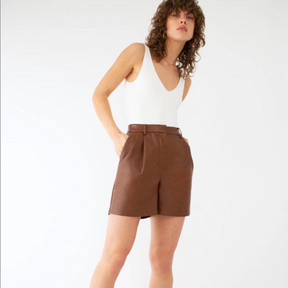 Aritzia Wilfred Limerick Short 5" - Picture 2 of 6